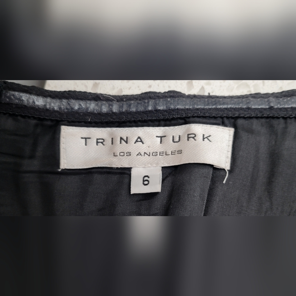 Trina Turk Sleek Black Textured Strapless Lined Dress | Size 6 - Picture 3 of 4